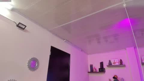 Maeve  online show from March 10, 11:01 am