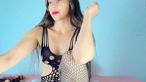 alana_pink95 online show from February 4, 12:19 pm