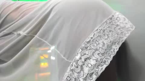 Alana online show from November 19, 6:52 pm