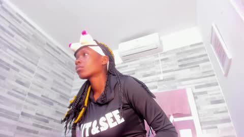 Alana online show from March 5, 6:34 pm