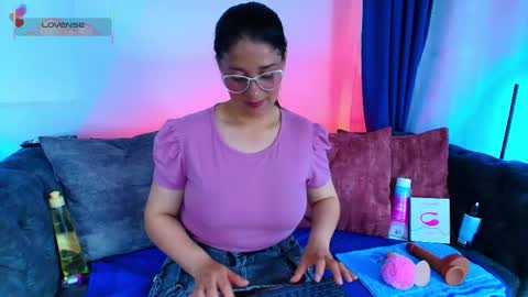 Alana  online show from December 16, 7:42 pm