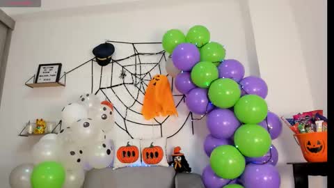       online show from October 30, 10:22 pm