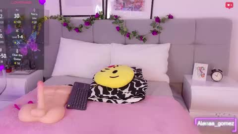 Snapshot of alanaa_gomez chatting on October 4, 6:23 pm Alanaa online show from October 4, 6:23 pm