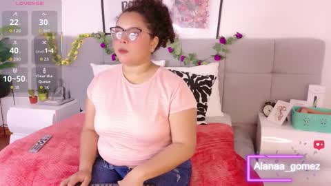 Snapshot of alanaa_gomez chatting on September 25, 12:15 pm Alanaa online show from September 25, 12:15 pm