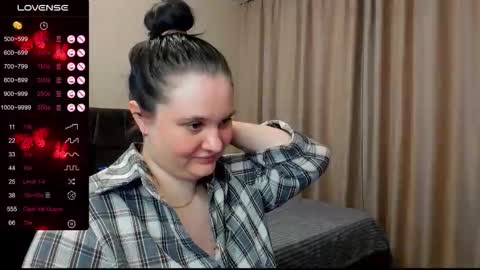 Julia online show from November 28, 11:52 pm