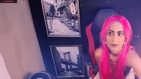 alanadelray online show from October 29, 10:19 am