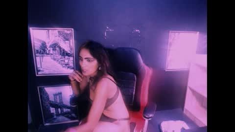 alanadelray online show from November 12, 12:47 pm