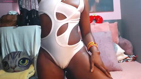 Alanalaurent15 online show from March 6, 4:57 pm