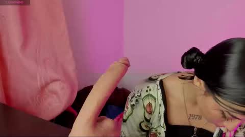 ALANA Please follow me  online show from March 6, 5:02 am