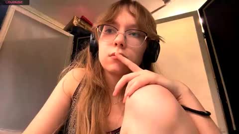 Stella online show from November 19, 3:23 pm