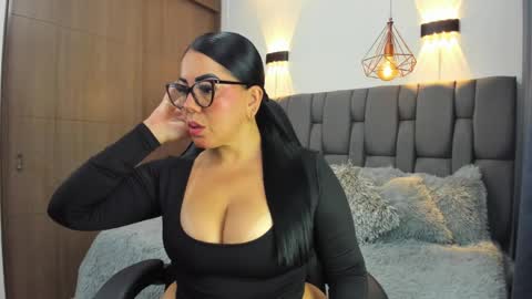 Alana online show from May 13, 1:55 am
