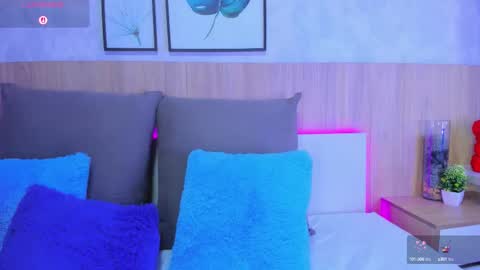 Alanna  online show from September 18, 4:00 am