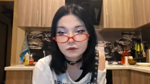 Im Katrina online show from January 12, 1:49 pm