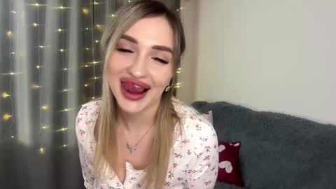 Viktoria online show from February 10, 4:54 pm