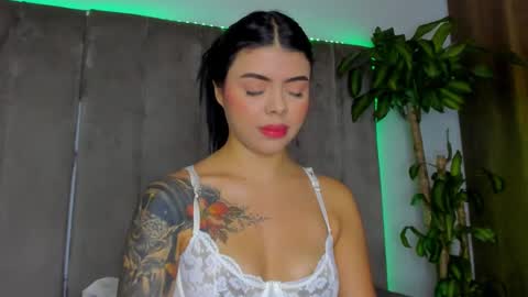 alegrabrown online show from October 27, 1:23 am