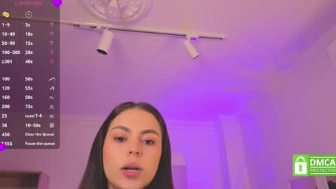 Alejandra online show from November 3, 11:25 am