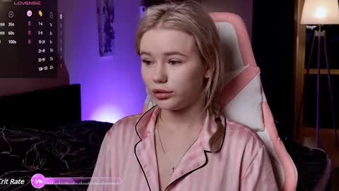 Lexi online show from March 5, 4:13 am