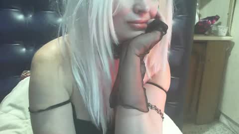 Luly online show from February 9, 5:19 am