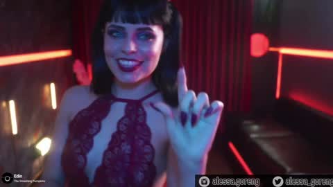 Snapshot of alessa_goreng chatting on December 5, 2:20 am Alessa Goreng online show from December 5, 2:20 am