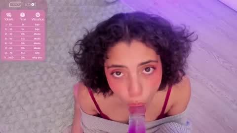 alessiia__ online show from February 25, 3:38 am