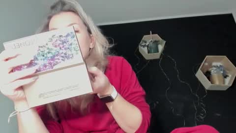 alesys69 online show from January 18, 4:20 am