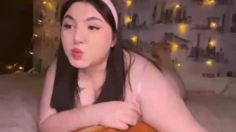 Alex online show from December 13, 1:22 pm