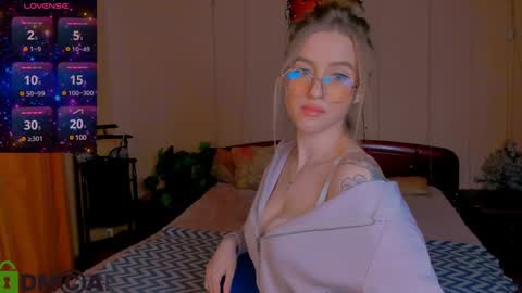 Snapshot of alexa_glory chatting on January 9, 12:19 pm Alexa online show from January 9, 12:19 pm