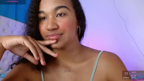   online show from December 3, 5:26 pm