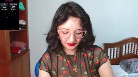 Snapshot of alexaa08 chatting on October 21, 1:59 pm Alexandra 3 online show from October 21, 1:59 pm