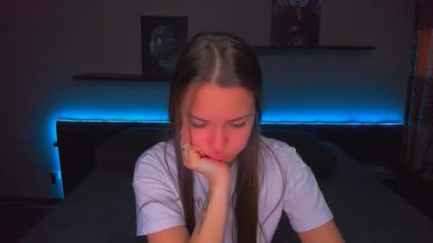 angel online show from March 26, 12:57 am