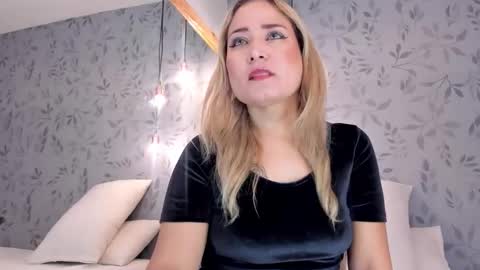 alexacoldd online show from April 14, 12:49 pm