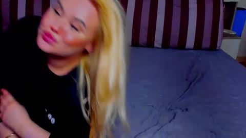 AlexaLaVibes online show from May 29, 6:44 am