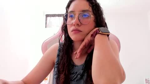 alexandra clauss online show from December 13, 9:10 pm