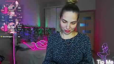 alexandracandy online show from May 11, 2:45 pm