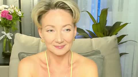 Alexandra online show from October 13, 1:03 pm