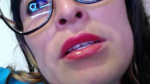 alexandrasaen online show from May 28, 2:09 am