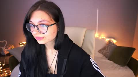 alexavinkss online show from April 22, 8:28 pm