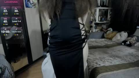 alexiamaiex online show from October 4, 1:00 am