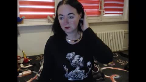 alexie33 online show from February 16, 3:12 pm