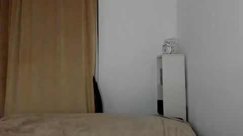 Alex online show from February 18, 6:29 pm