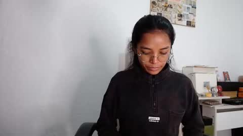 Alia  online show from March 5, 4:25 pm