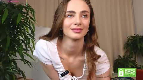 Snapshot of alicat_ chatting on October 16, 2:58 am Alicia online show from October 16, 2:58 am