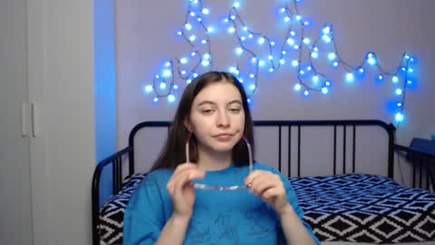 Alice online show from January 6, 6:52 pm