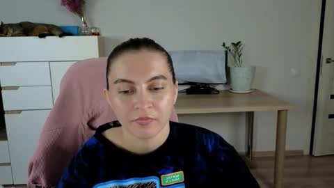 Alice online show from September 21, 10:30 pm