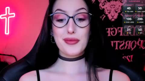 Miss Alice online show from March 29, 11:04 pm