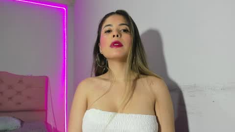 alice_cespedes online show from January 27, 10:16 pm