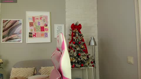 Alice in Wonderland  online show from January 12, 5:03 am