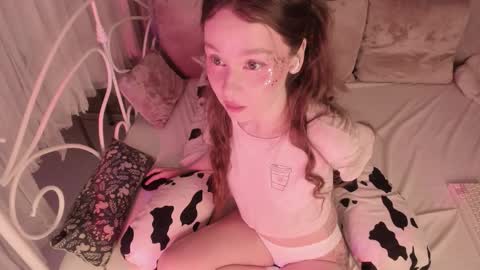 Alice online show from September 24, 2:10 am