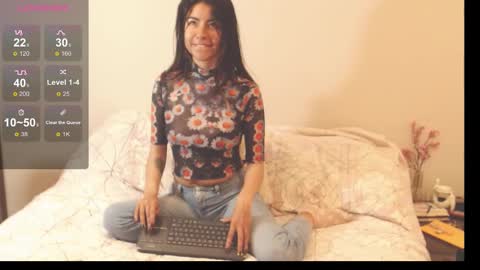 Alice online show from October 15, 6:32 pm