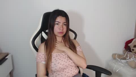 Alice online show from January 9, 8:44 pm